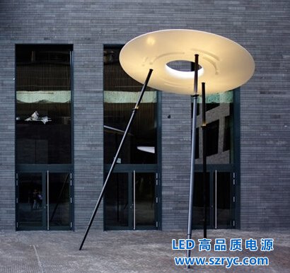 LED看成UFO！眼瞎還是太像？